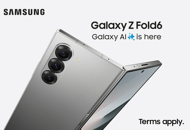 Samsung Galazy Z Fold6 in Silver Shadow